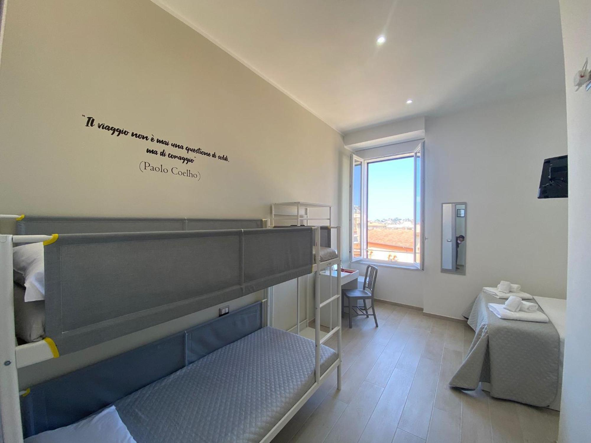 Готель Residenza Baffra Гаета Екстер'єр фото